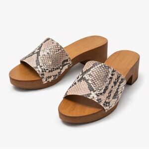 Beautiful Leopard print Sandals. Made in Italy. Worn once. Size 7